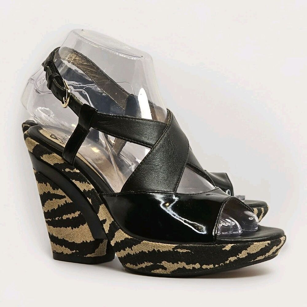 Zebra Print Wedge Sandals Black Leather Strappy Platform Peep Toe Heels 6M - Picture 2 of 9
